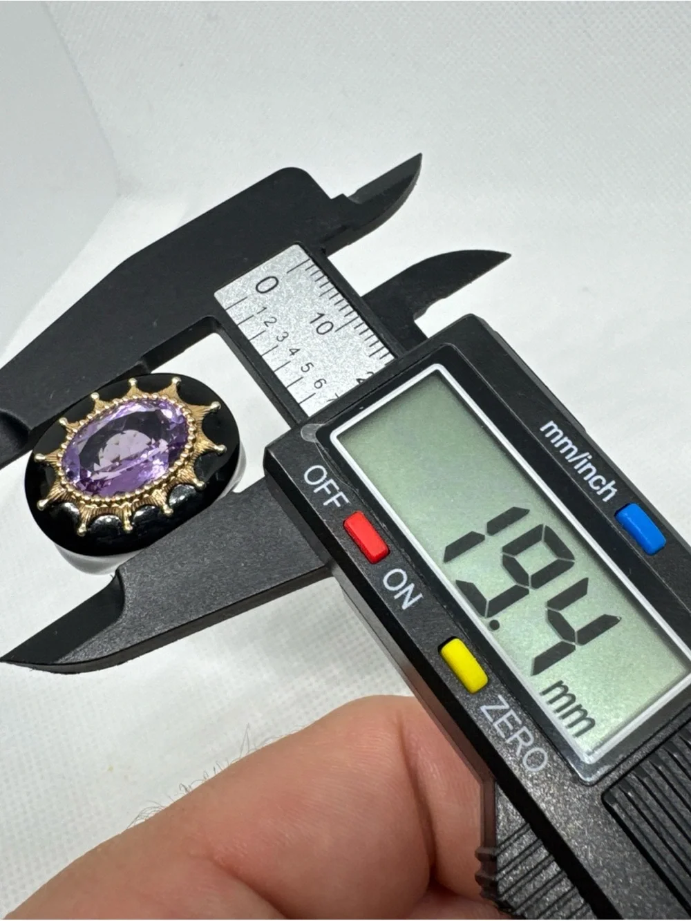 Black Onyx 14K Yellow Gold Oval Purple Amethyst Ring Size 6 Statement Piece